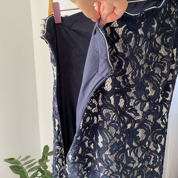 Tadashi Shoji One Shoulder Lace Sheath Dress Party Blue White, Size 6 - Picture 8 of 8